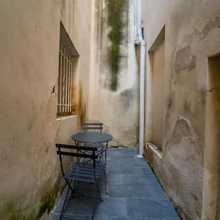 Des Carmes Appartamento